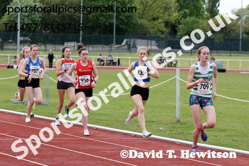Senior and under-20s womens 1500 metres, North Eastern Track and Fields Champs., Middlesbrough. Photo: David T. Hewitson/Sports for All Pics